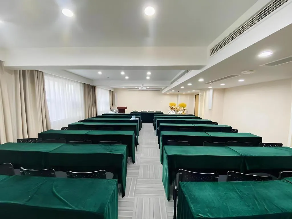 Greentree Inn Luoyang Railway Station Wangfujing Wangcheng Park