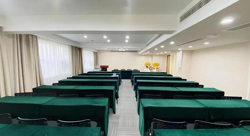 Greentree Inn Luoyang Railway Station Wangfujing Wangcheng Park China
